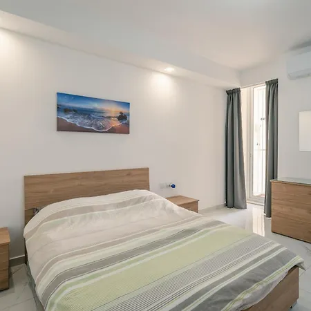 Comfort - Steps From Amenities San Pawl il-Baħar