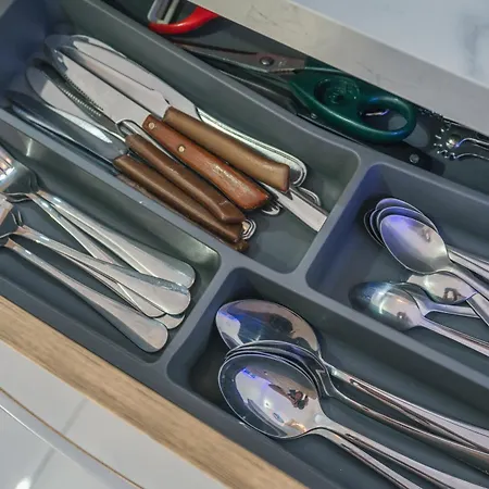 Apartament Comfort - Steps From Amenities