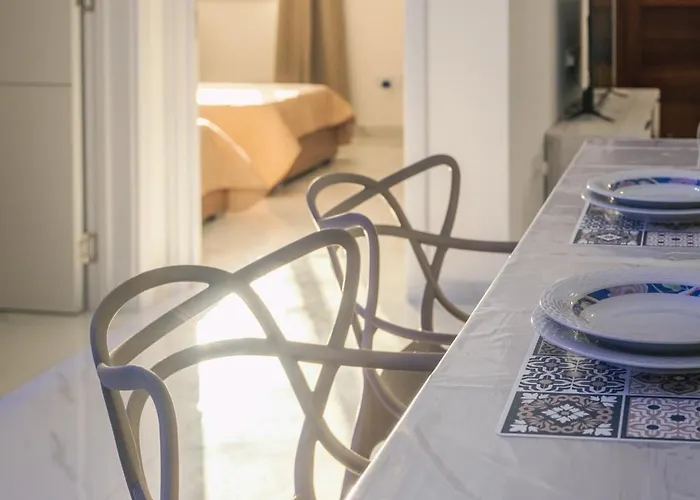 Comfort - Steps From Amenities